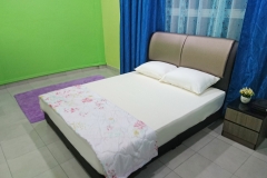 Master Bed (King Size)