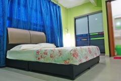 Master Bed (King Size)